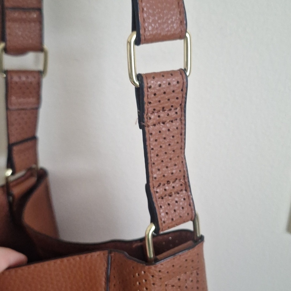 Steve Madden Brown Crossbody Bucket Bag - Picture 11 of 15